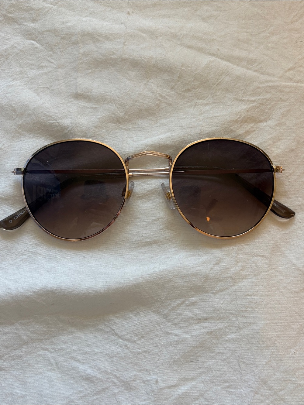 Round Gold Frame Sunglasses with Brown Gradient Lenses